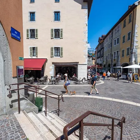 Le Sainte Claire - T2 En Vieille Annecy
