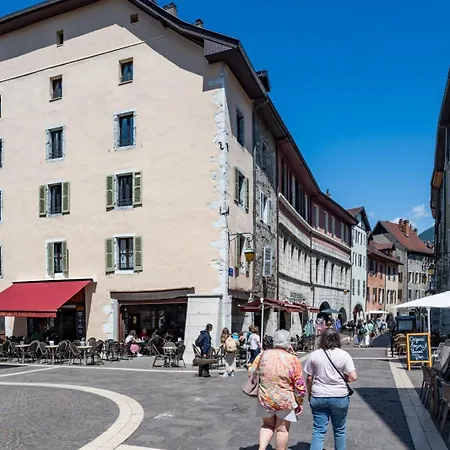 Le Sainte Claire - T2 En Vieille Appartement Annecy